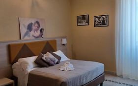 CASA VACANZE VATICANO 3 Camere 3 Bagni Privati WiFi AC